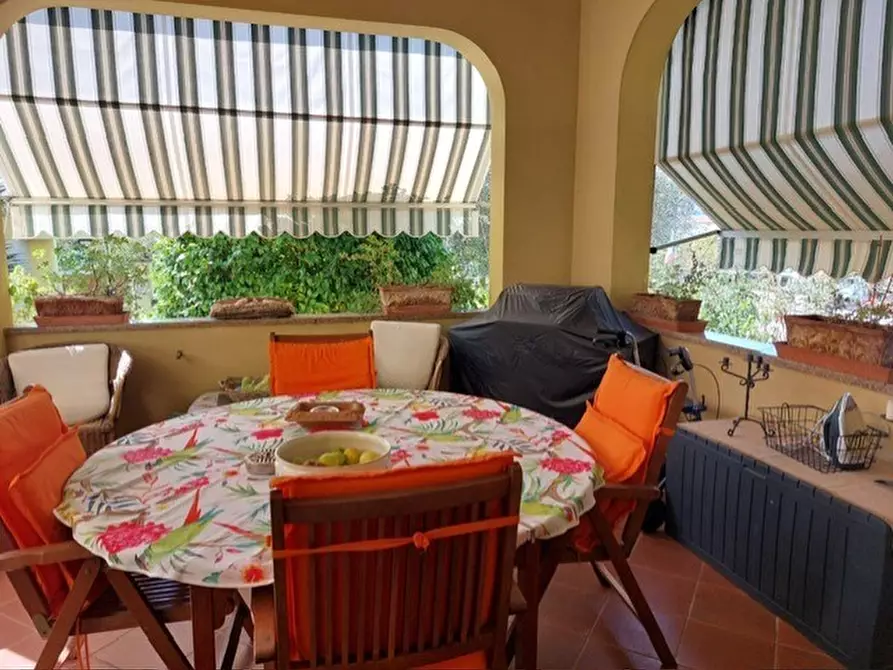 Immagine 53 di Casa indipendente in vendita  a Ortonovo