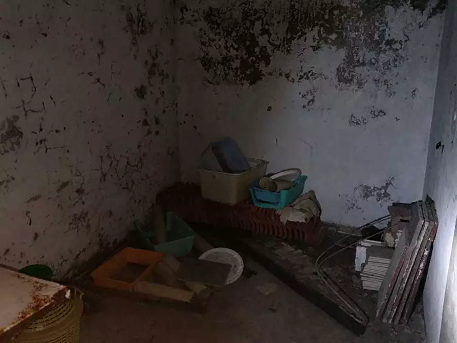 Immagine 25 di Casa semindipendente in vendita  a Ortonovo