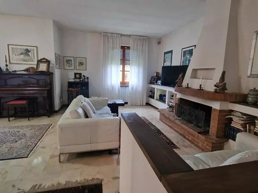 Immagine 5 di Casa bifamiliare in vendita  a Sarzana