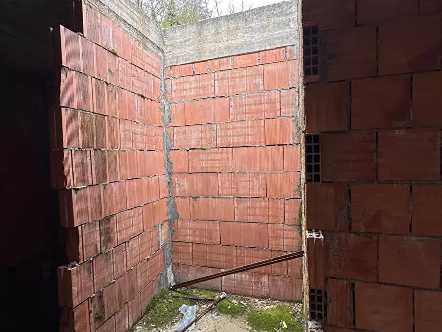 Immagine 18 di Villa in vendita  a Sarzana