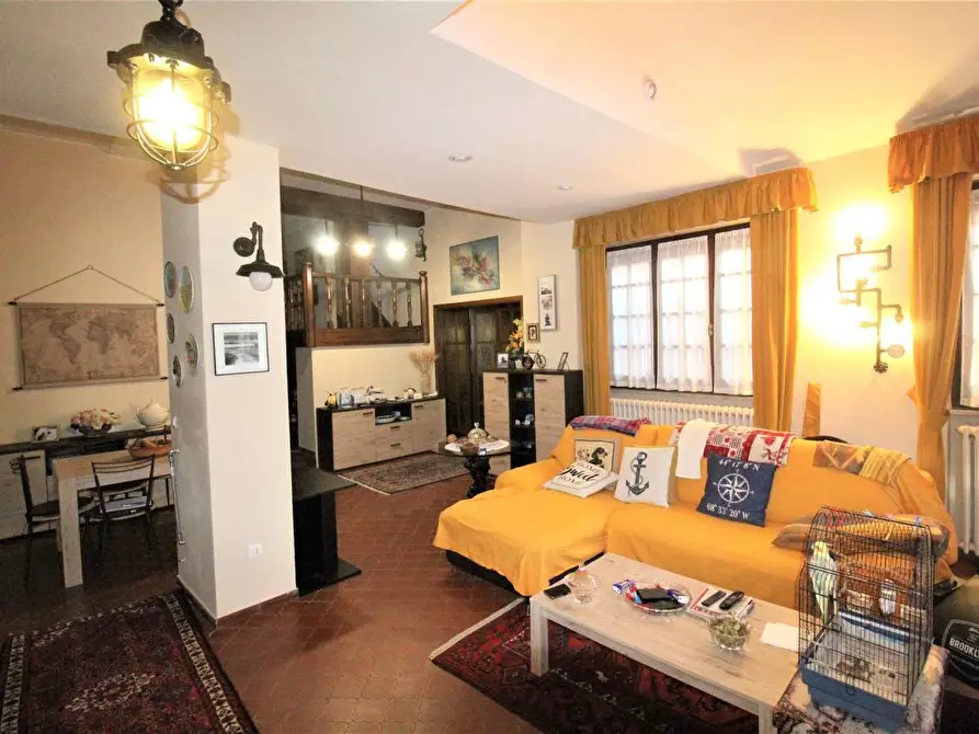 Immagine 7 di Villa in vendita  a Carrara