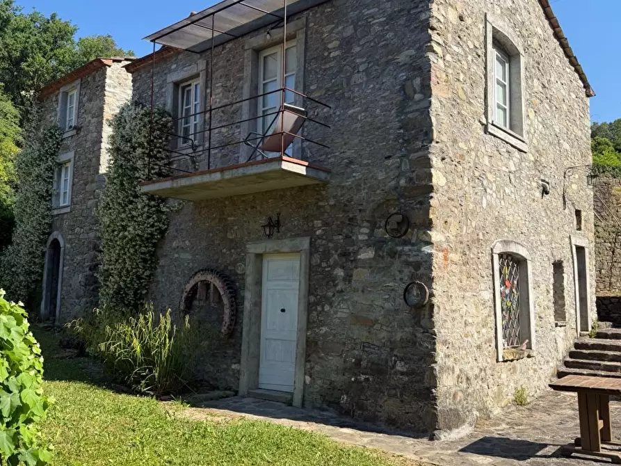 Immagine 68 di Casa colonica in vendita  a Castelnuovo Magra