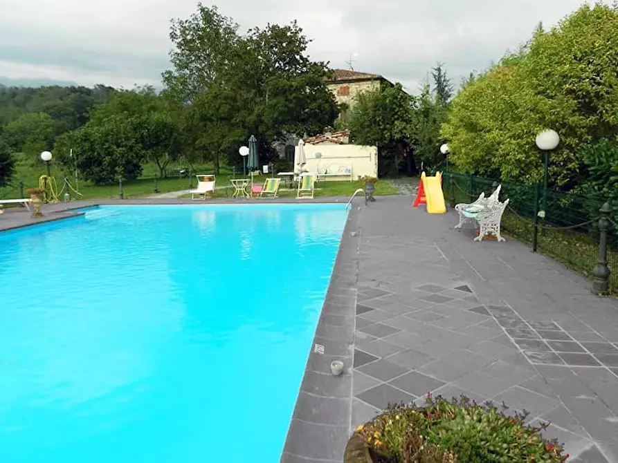 Immagine 25 di Villa in vendita  a Villafranca In Lunigiana
