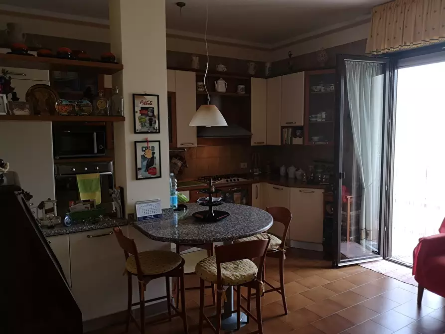 Immagine 11 di Appartamento in vendita  a Castelnuovo Magra