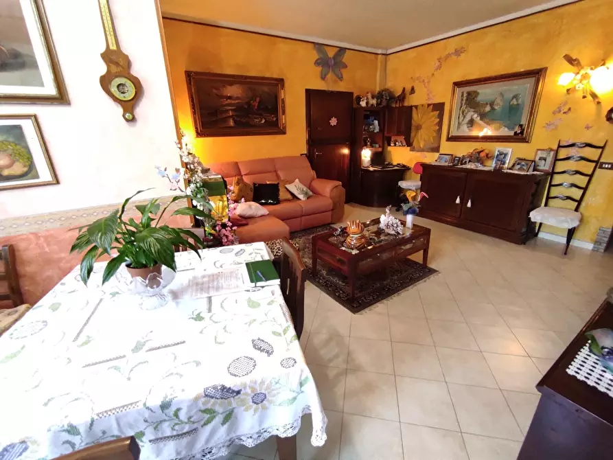 Immagine 14 di Appartamento in vendita  a Ameglia