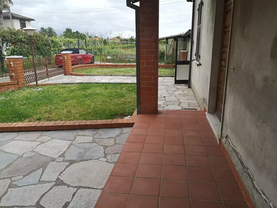 Immagine 16 di Terratetto in vendita  a Castelnuovo Magra