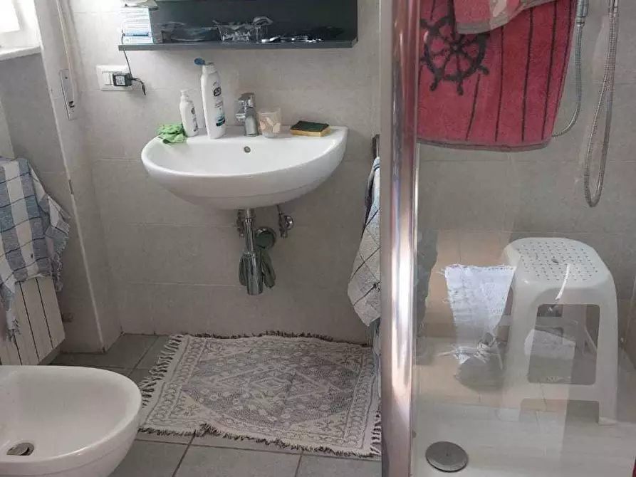 Immagine 15 di Casa semindipendente in vendita  a Ortonovo