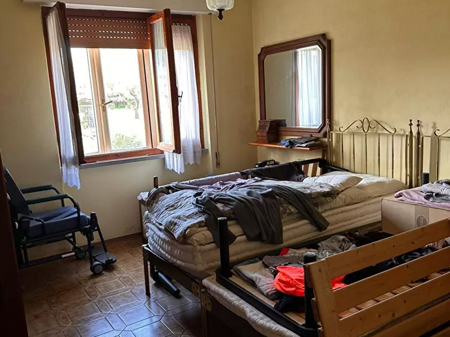 Immagine 18 di Casa semindipendente in vendita  a Castelnuovo Magra