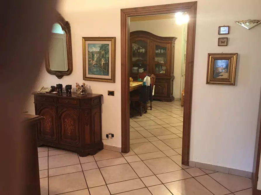 Immagine 23 di Villa in vendita  a Castelnuovo Magra