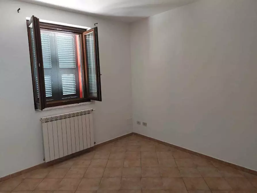 Immagine 24 di Casa indipendente in vendita  a Sarzana