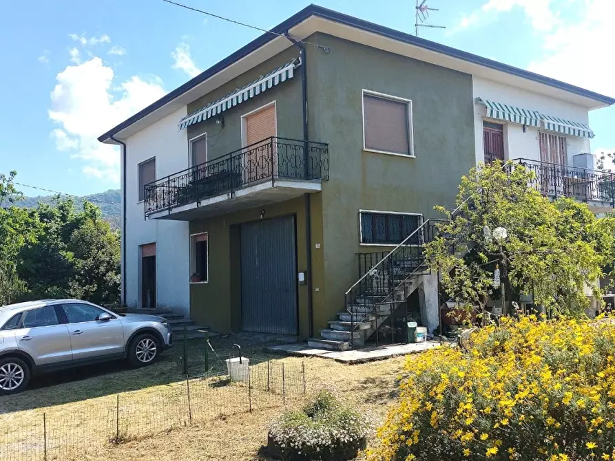 Immagine 2 di Casa indipendente in vendita  a Castelnuovo Magra