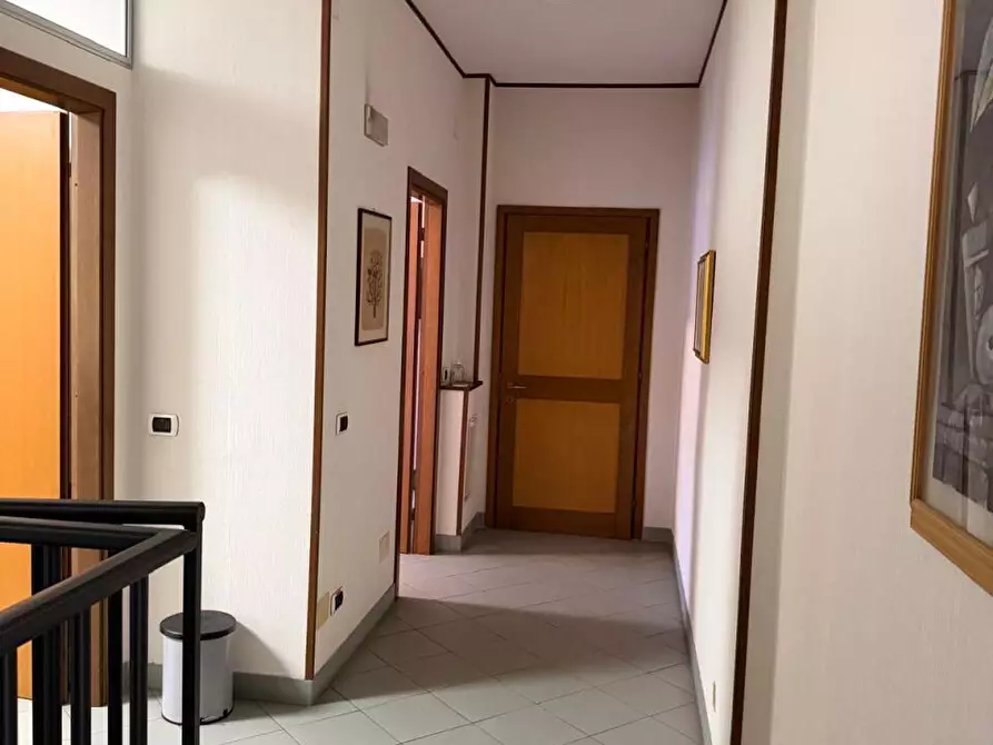 Immagine 4 di Appartamento in vendita  a Castelnuovo Magra