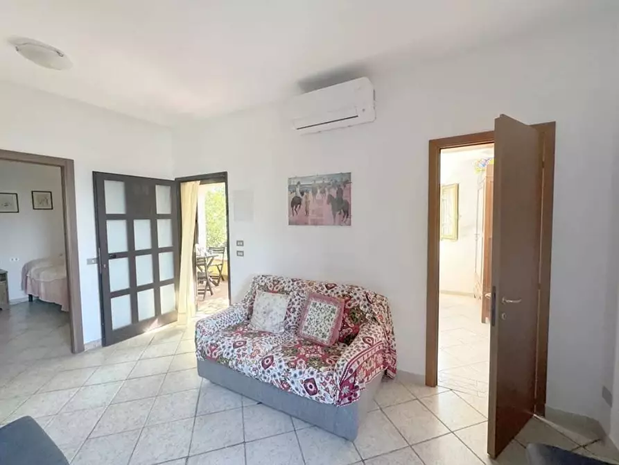 Immagine 16 di Villa in vendita  a Viareggio