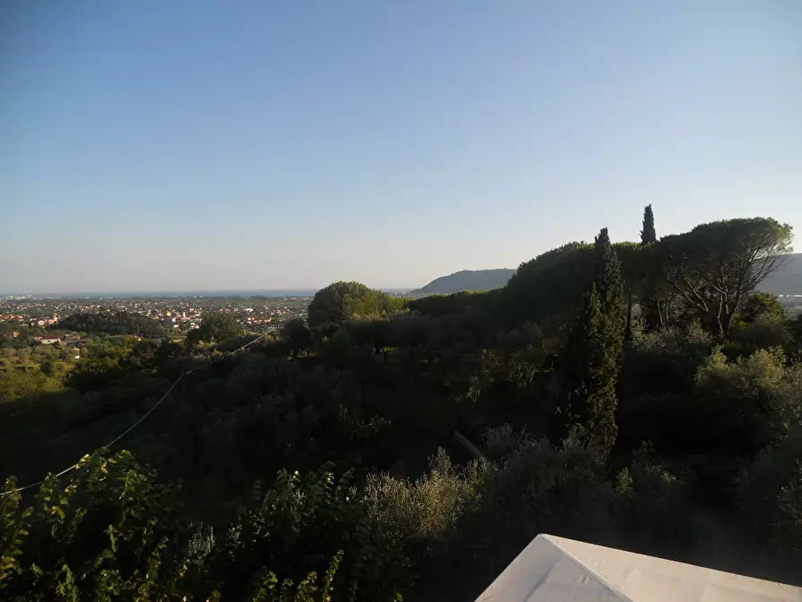 Immagine 30 di Villa in vendita  a Castelnuovo Magra