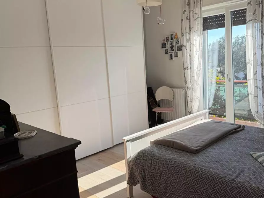 Immagine 16 di Appartamento in vendita  a Castelnuovo Magra