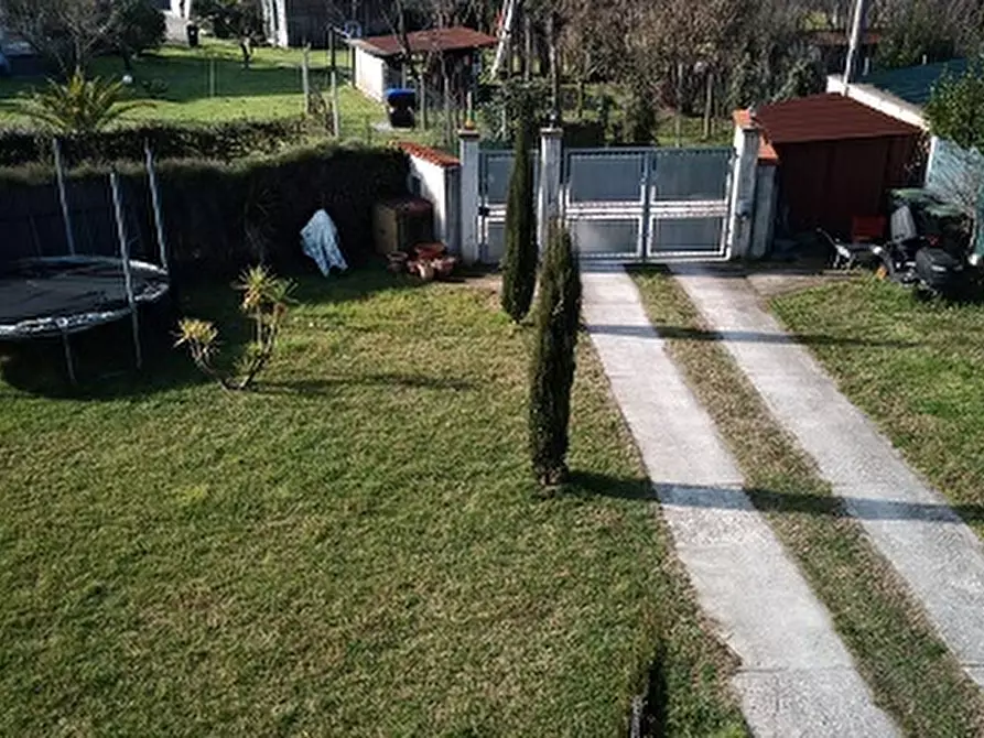 Immagine 1 di Terratetto in vendita  a Carrara