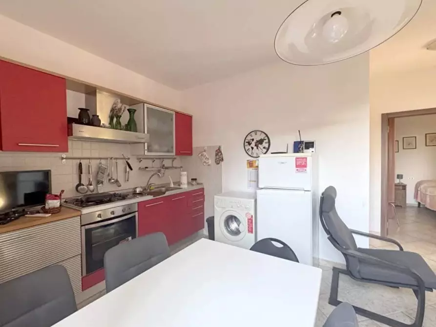 Immagine 10 di Villa in vendita  a Viareggio