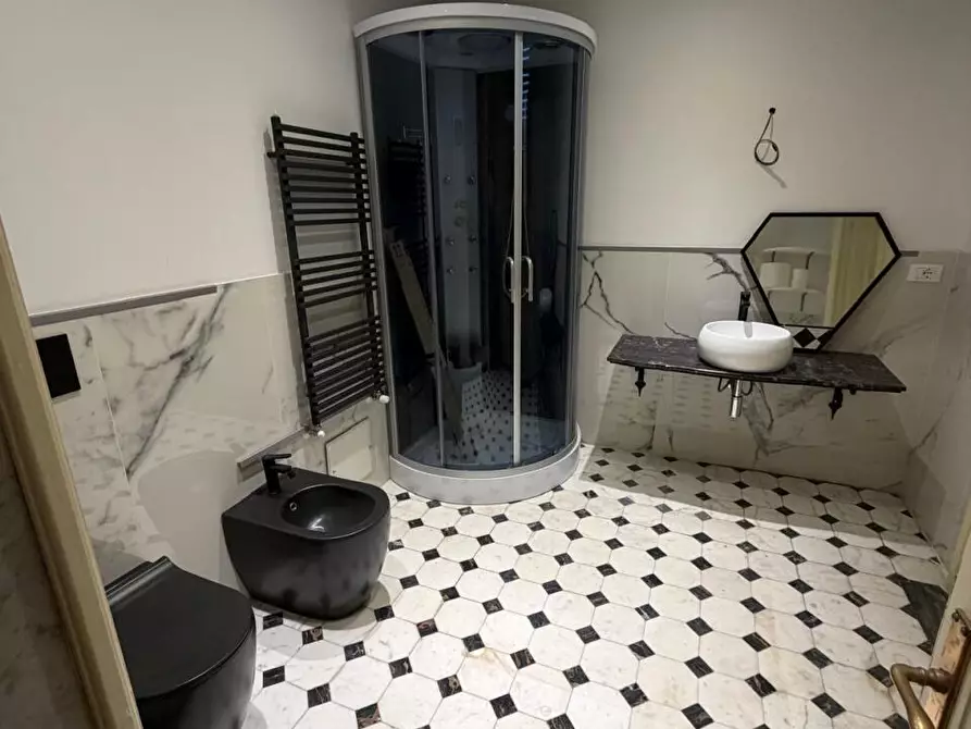 Immagine 3 di Casa indipendente in vendita  a Carrara