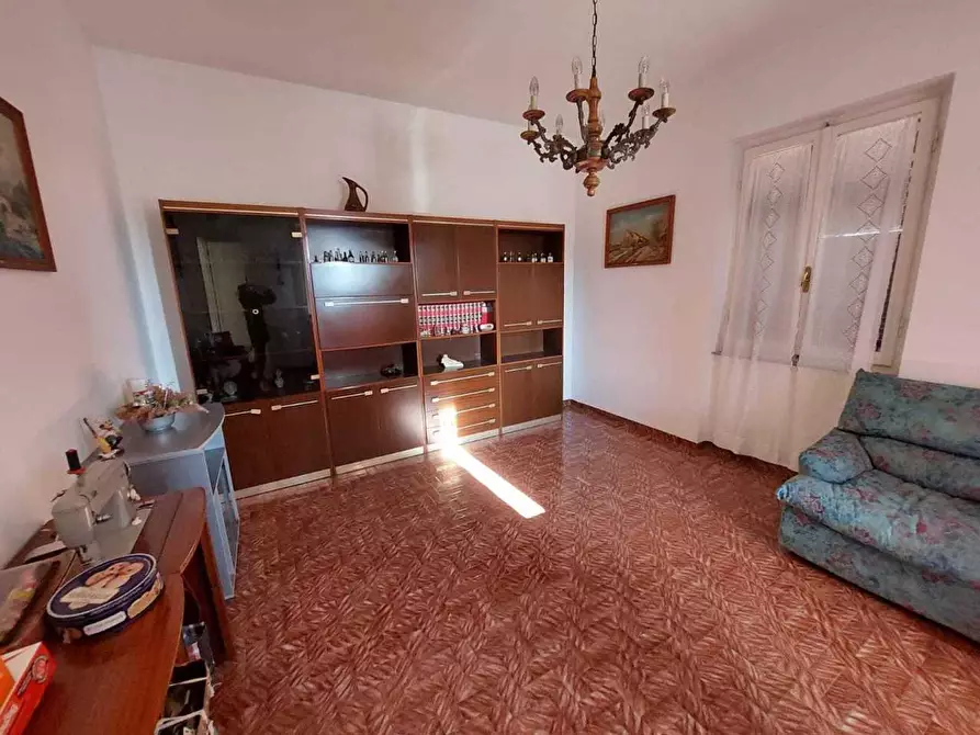 Immagine 1 di Casa semindipendente in vendita  a Castelnuovo Magra