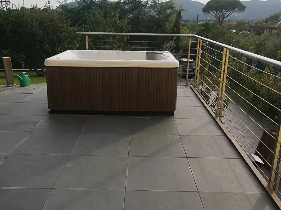 Immagine 11 di Terratetto in vendita  a Castelnuovo Magra