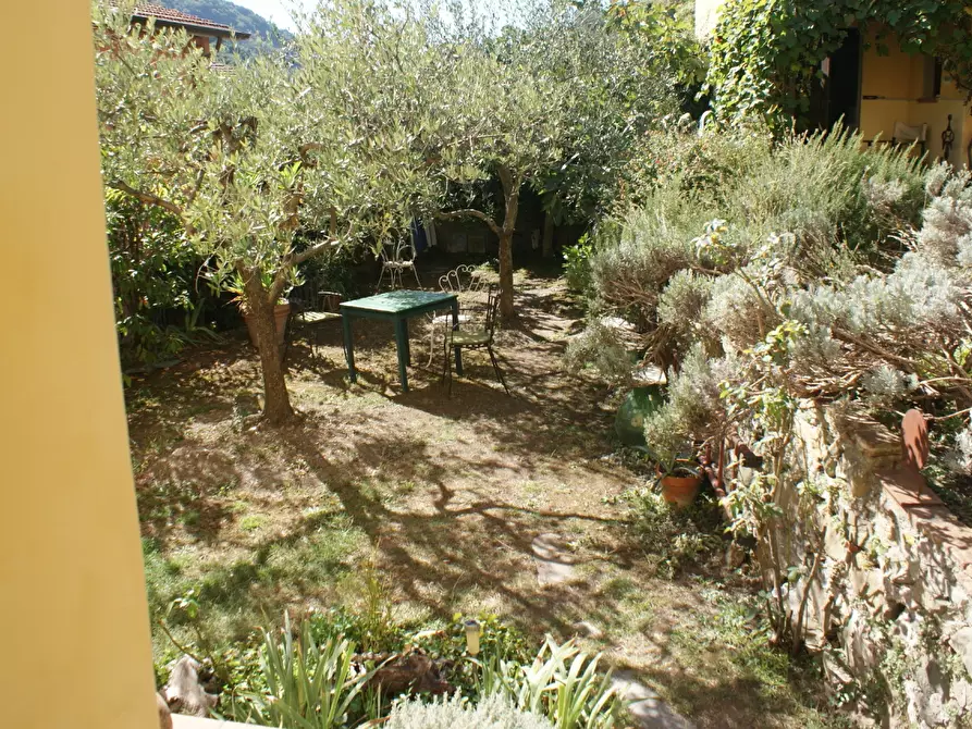 Immagine 24 di Casa indipendente in vendita  a Ortonovo