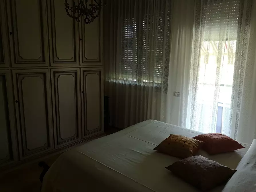 Immagine 16 di Appartamento in vendita  a Castelnuovo Magra