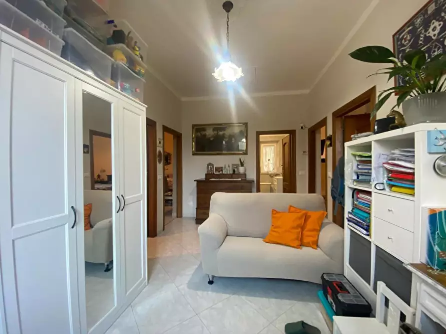 Immagine 8 di Casa indipendente in vendita  a Ortonovo