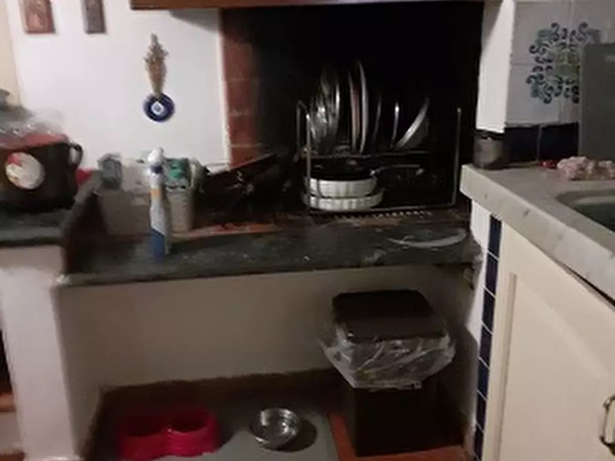 Immagine 11 di Casa semindipendente in vendita  a Carrara