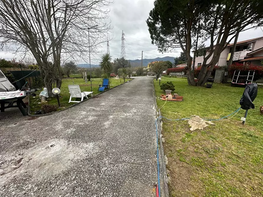 Immagine 7 di Casa indipendente in vendita  a Castelnuovo Magra