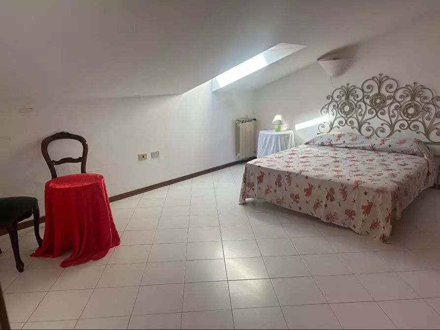 Immagine 5 di Casa bifamiliare in vendita  a Ameglia