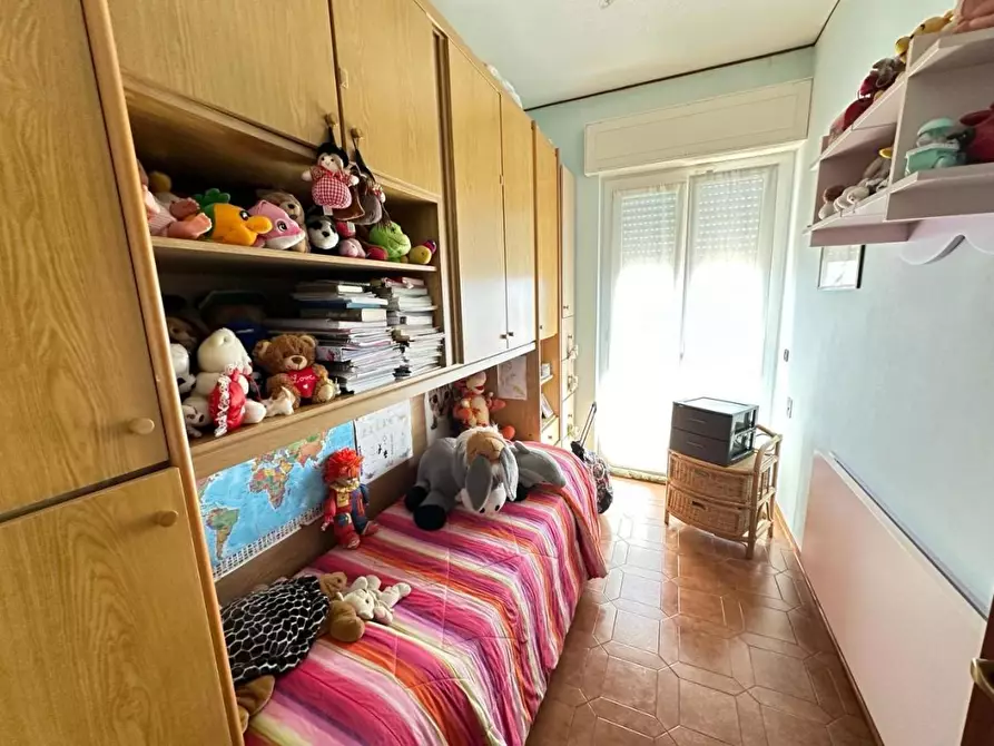 Immagine 4 di Appartamento in vendita  a Ortonovo