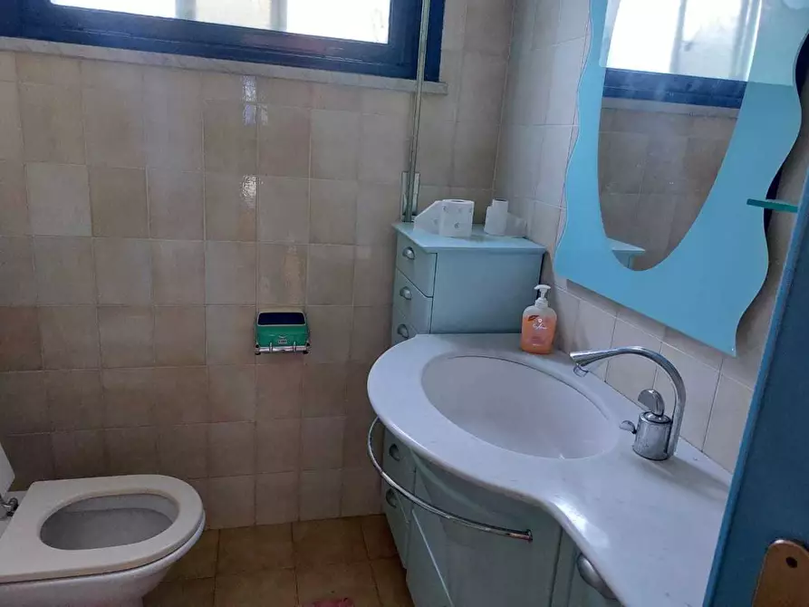 Immagine 14 di Appartamento in vendita  a Carrara