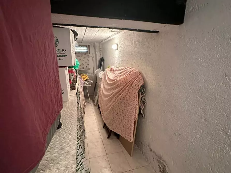 Immagine 51 di Casa indipendente in vendita  a Castelnuovo Magra