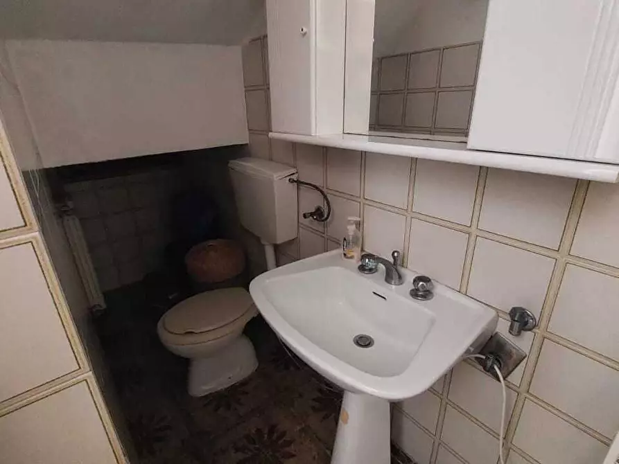 Immagine 4 di Casa semindipendente in vendita  a Ameglia