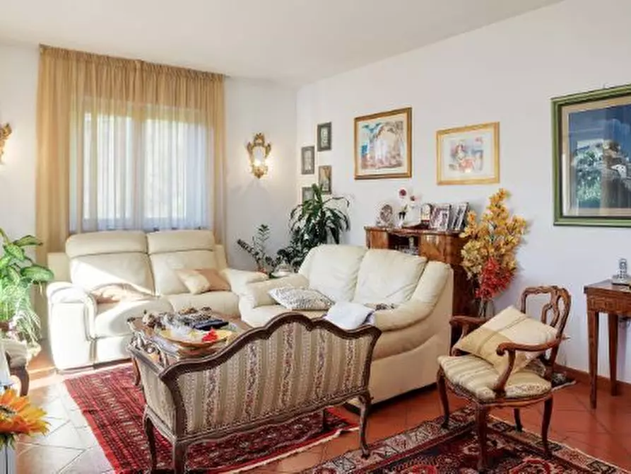 Immagine 5 di Terratetto in vendita  a Carrara