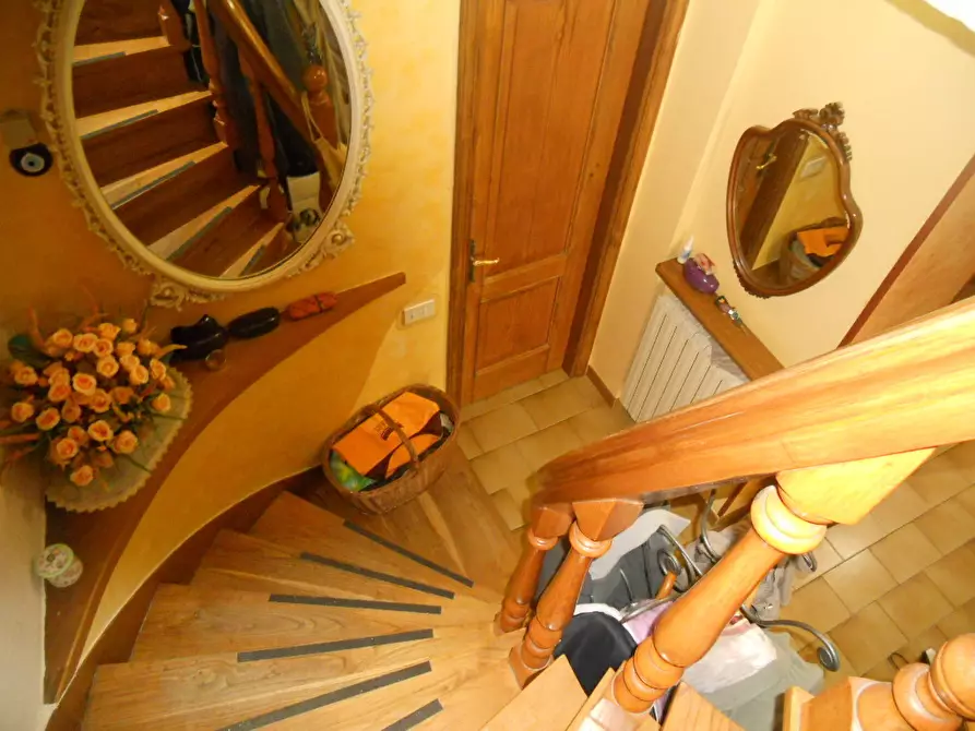 Immagine 26 di Terratetto in vendita  a Castelnuovo Magra