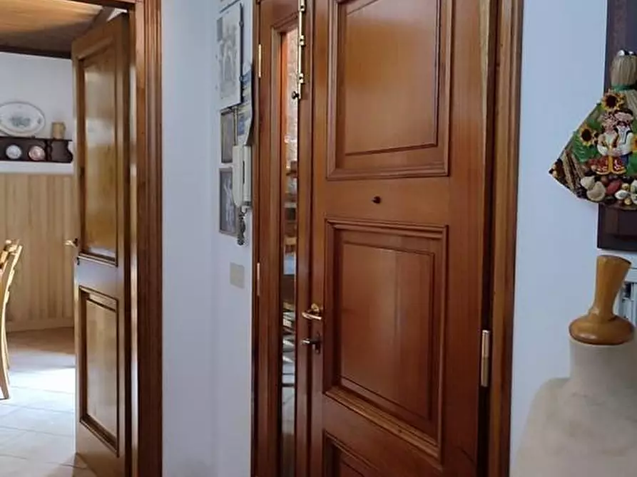 Immagine 15 di Terratetto in vendita  a Ortonovo