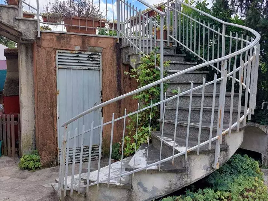 Immagine 18 di Terratetto in vendita  a Castelnuovo Magra