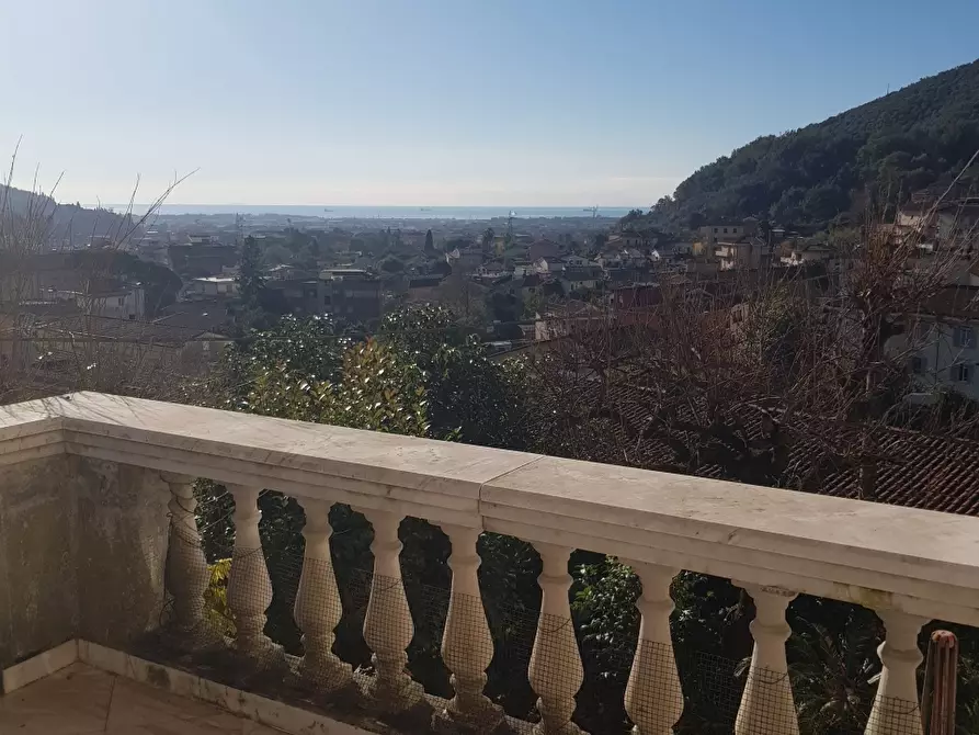 Immagine 43 di Casa indipendente in vendita  a Carrara