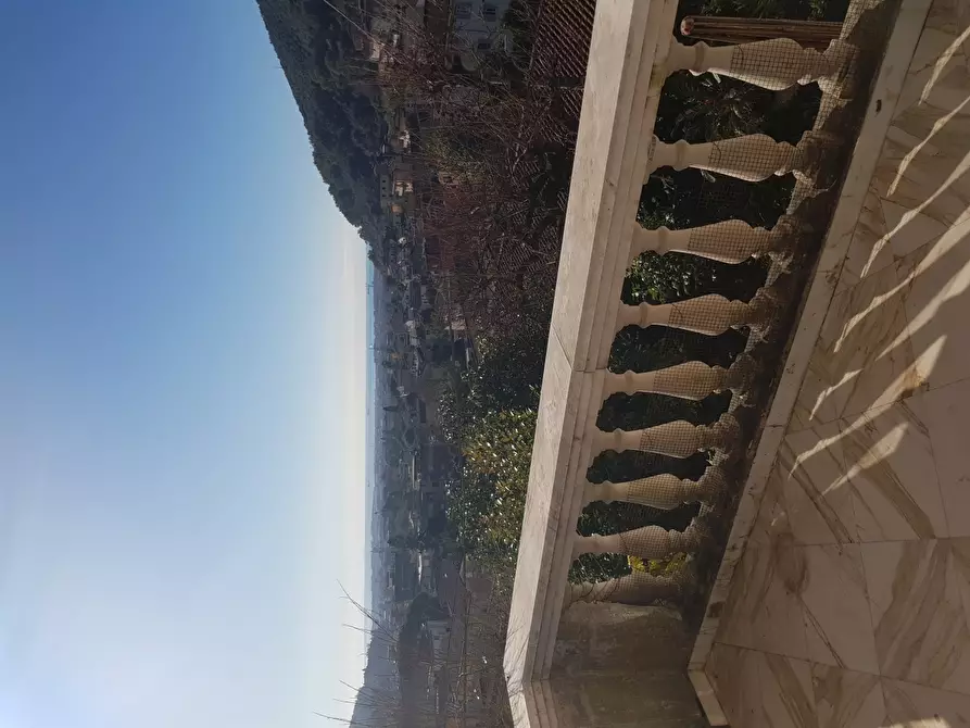 Immagine 54 di Villa in vendita  a Carrara