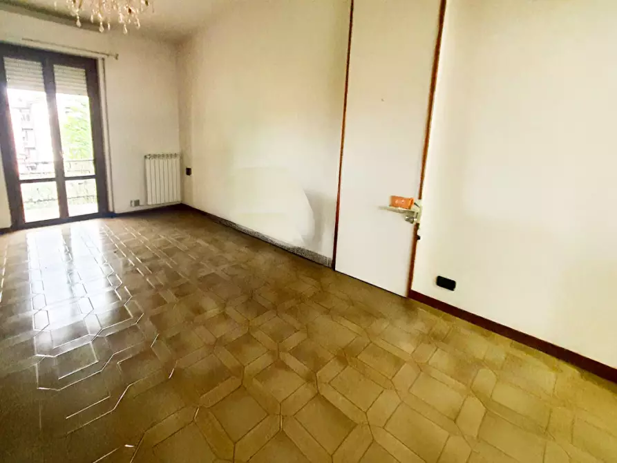 Immagine 5 di Appartamento in vendita  a Sarzana