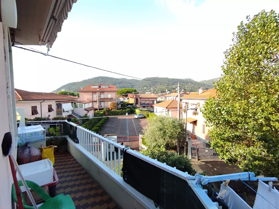 Immagine 9 di Appartamento in vendita  a Ameglia