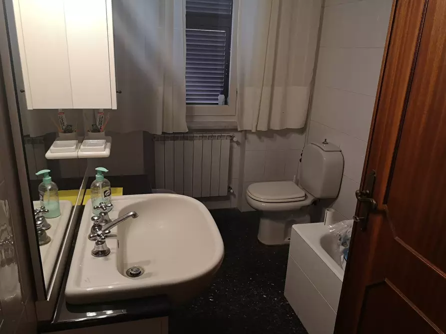 Immagine 13 di Terratetto in vendita  a Castelnuovo Magra