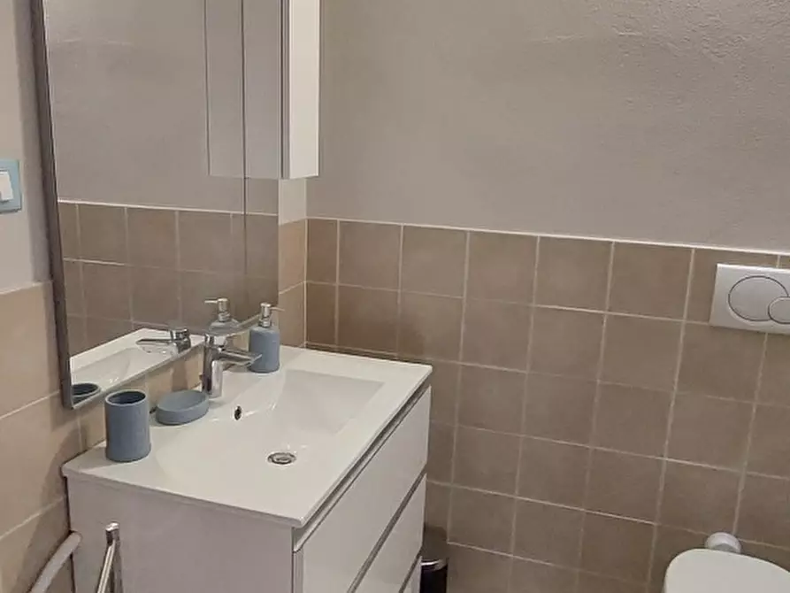 Immagine 10 di Terratetto in vendita  a Massa