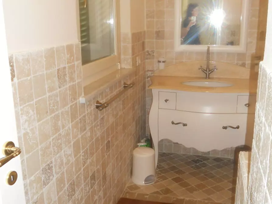 Immagine 26 di Terratetto in vendita  a Castelnuovo Magra