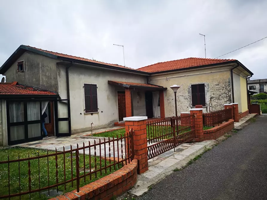 Immagine 36 di Terratetto in vendita  a Castelnuovo Magra