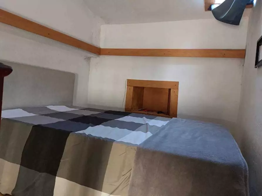 Immagine 11 di Terratetto in vendita  a Castelnuovo Magra