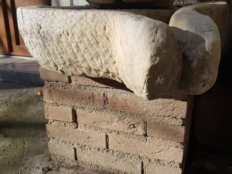 Immagine 48 di Casa indipendente in vendita  a Carrara