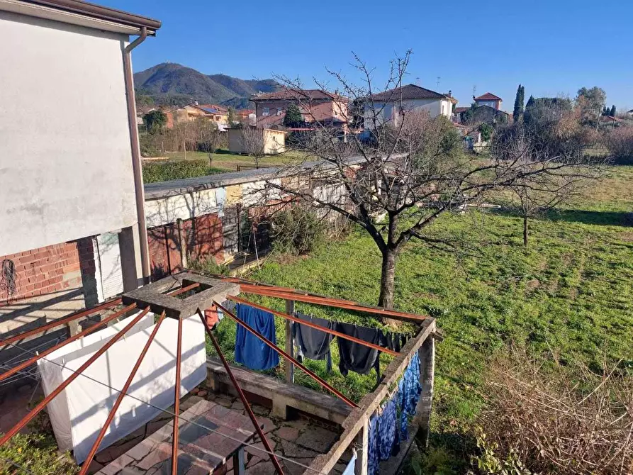 Immagine 18 di Casa semindipendente in vendita  a Castelnuovo Magra
