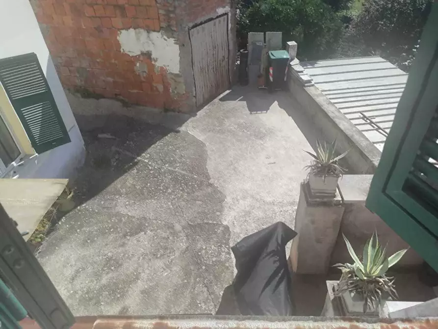 Immagine 21 di Casa semindipendente in vendita  a Carrara
